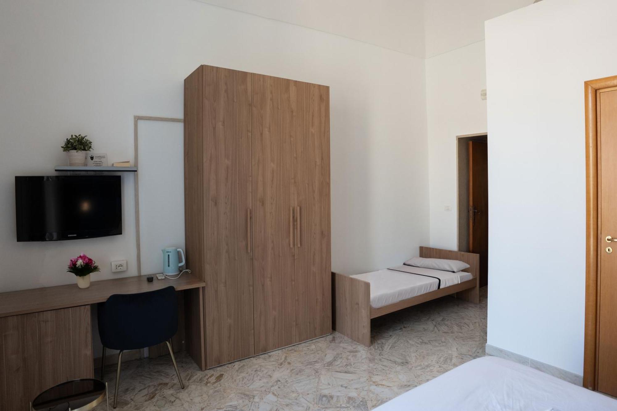 B&B Longobardi Trani Exterior photo