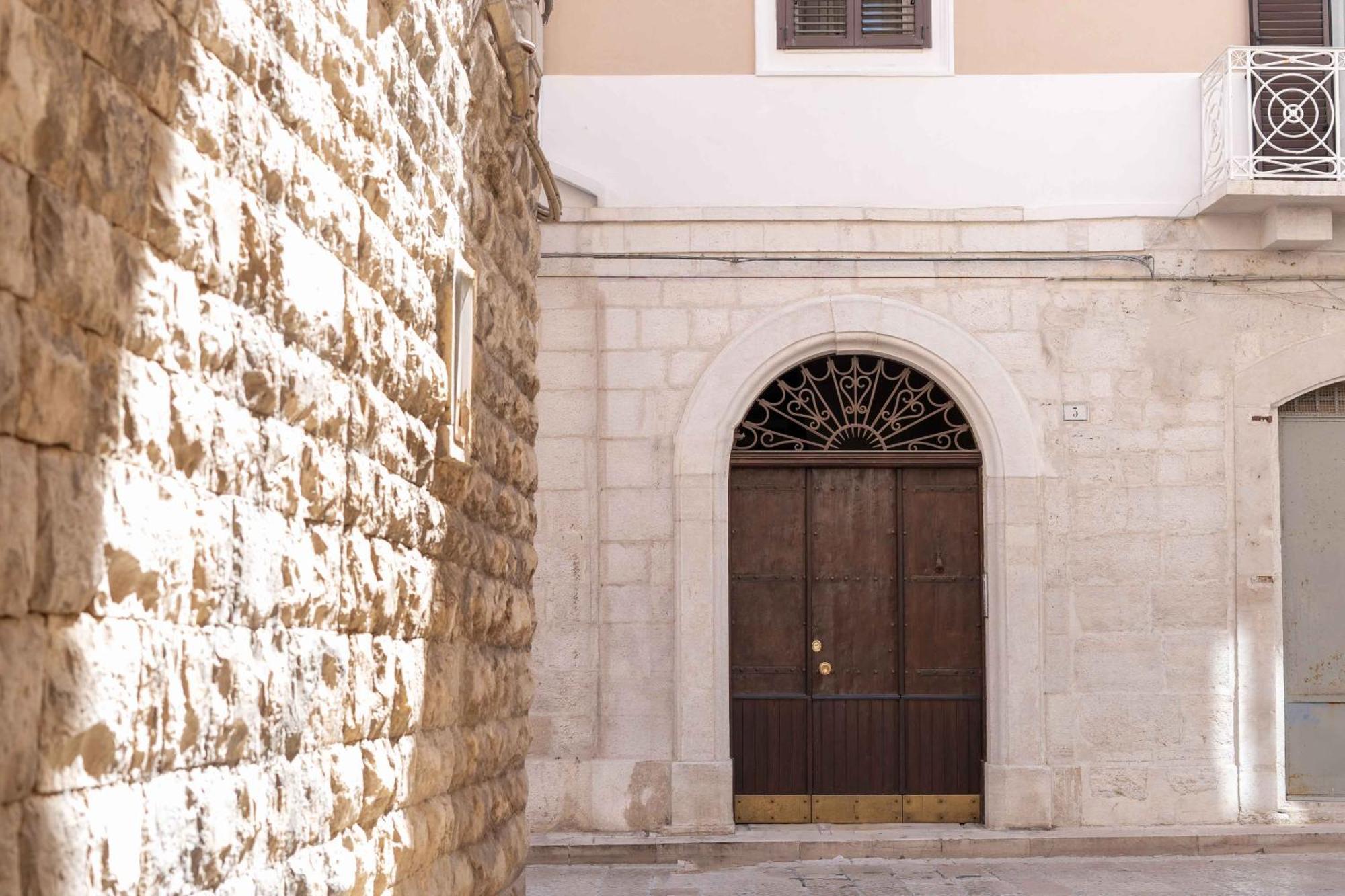 B&B Longobardi Trani Exterior photo