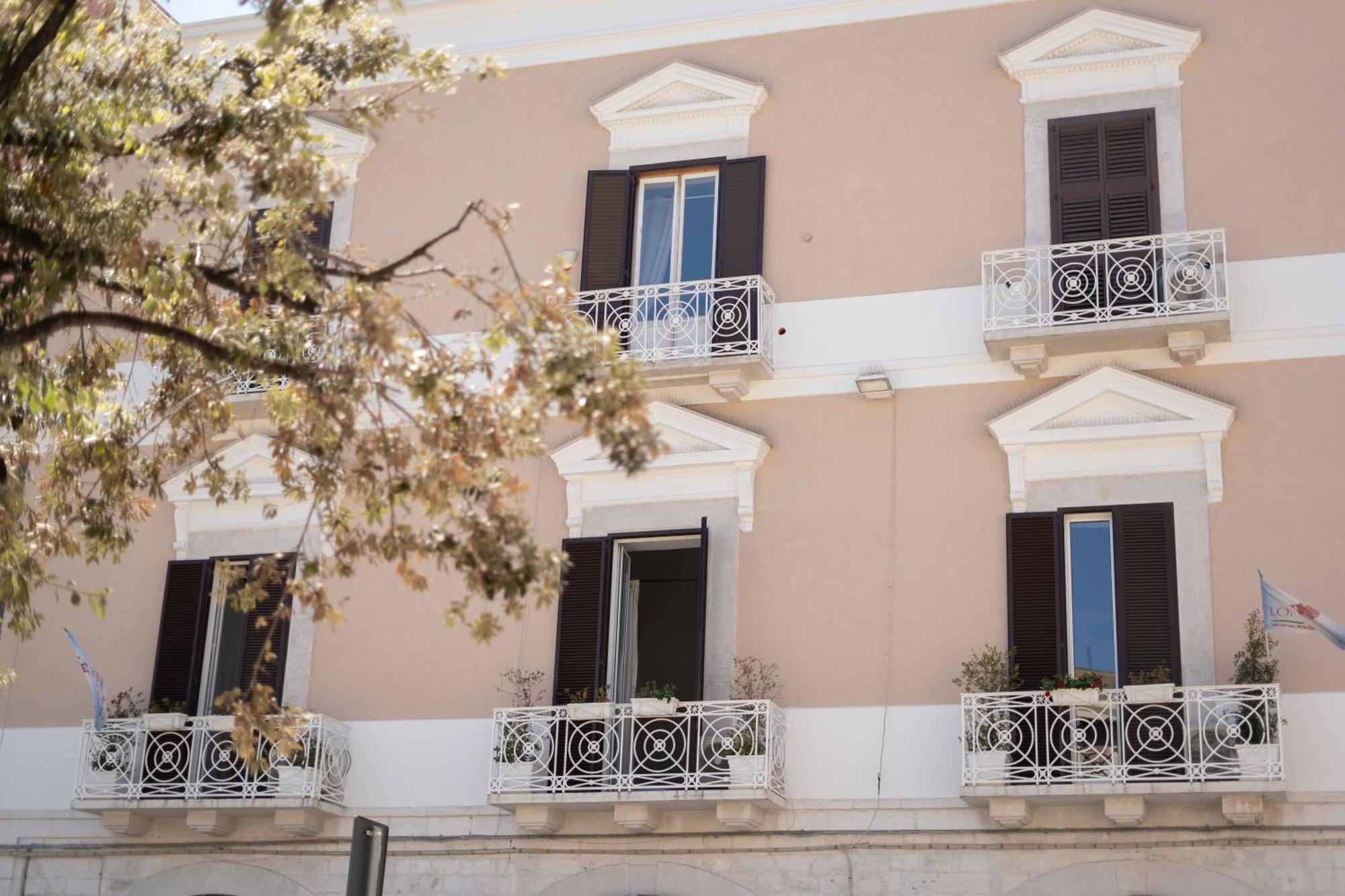 B&B Longobardi Trani Exterior photo